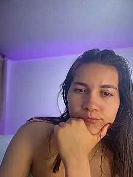 aurora divine online show from 29, 5, 2026