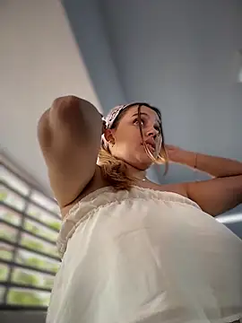 Snapshot of vivicolibri chatting on 19, 2, 2026 vivicolibri online show from 19, 2, 2026