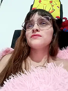 Snapshot of Lucyy-hess chatting on 14, 12, 2024 Lucyy-hess online show from 14, 12, 2024