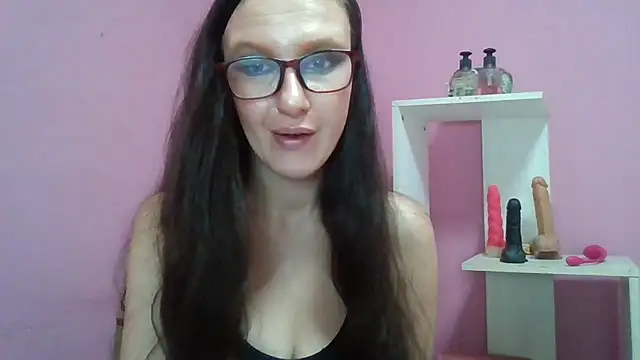 Snapshot of LolaBoobs chatting on 8, 5, 2026 LolaBoobs online show from 8, 5, 2026
