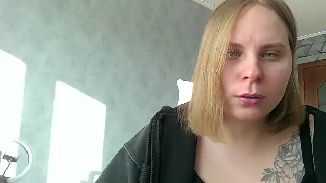 Thalia  Star online show from 8, 2, 2025