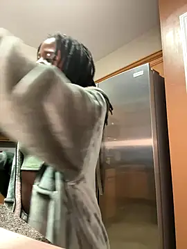 Snapshot of choclatepeaach chatting on 29, 10, 2025 choclatepeaach online show from 29, 10, 2025