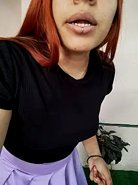 Caro kitty- online show from 13, 3, 2025