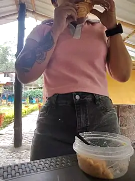 Caro kitty- online show from 12, 9, 2025