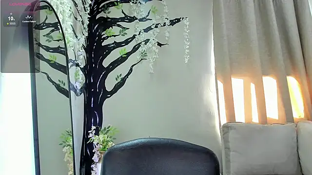 ebbafernandez  online show from 23, 9, 2025