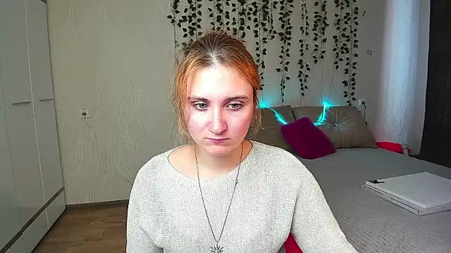 Miss Elsa  online show from 4, 3, 2025