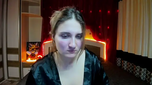 Snapshot of Miss_Elsa_ chatting on 15, 12, 2025 Miss Elsa online show from 15, 12, 2025