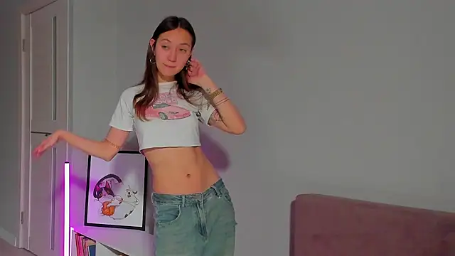 Snapshot of EllaSky_xoxo chatting on 11, 12, 2024 EllaSky xoxo online show from 11, 12, 2024