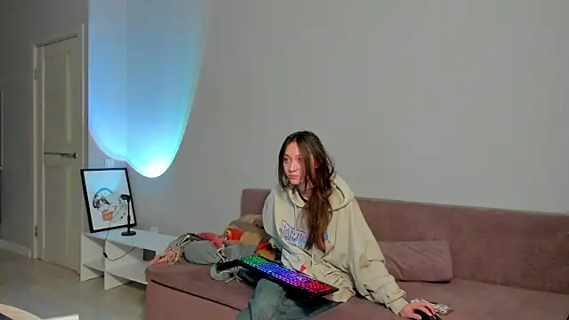 Snapshot of EllaSky_xoxo chatting on 5, 2, 2025 EllaSky xoxo online show from 5, 2, 2025