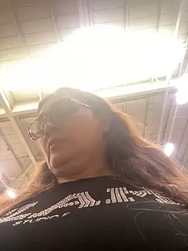 AntonellaAlondra4 online show from 5, 3, 2025