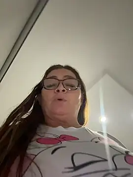 AntonellaAlondra4 online show from 25, 2, 2026