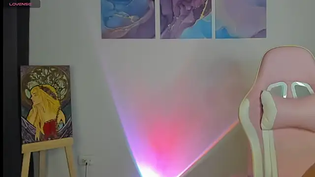 Snapshot of Pretty__zoe chatting on 24, 2, 2025 Pretty  zoe online show from 24, 2, 2025