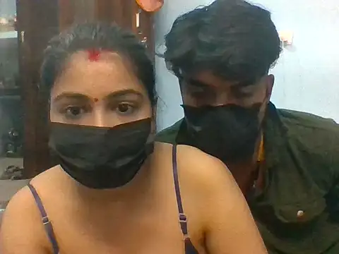 Snapshot of Crazy-Couple-Line chatting on 31, 10, 2025 Crazy-Couple-Line online show from 31, 10, 2025