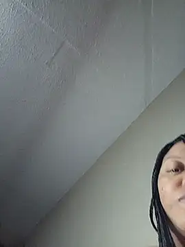 Snapshot of slimcate91 chatting on 7, 6, 2026 slimcate91 online show from 7, 6, 2026