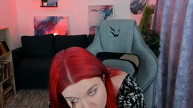 Snapshot of NielletaBlossom chatting on 14, 2, 2026 NielletaBlossom online show from 14, 2, 2026