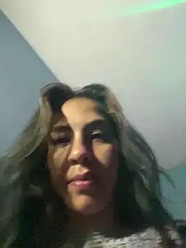 Snapshot of Alisson_420 chatting on 12, 4, 2026 Alisson 420 online show from 12, 4, 2026