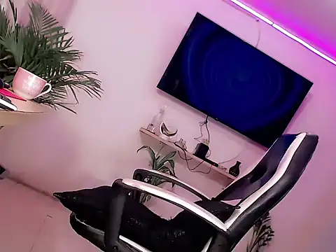 Venecia Sweet online show from 24, 9, 2025