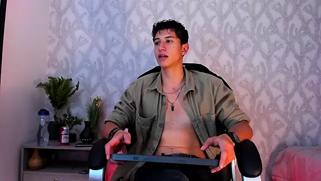 Dorianmistery2322  online show from 17, 12, 2024