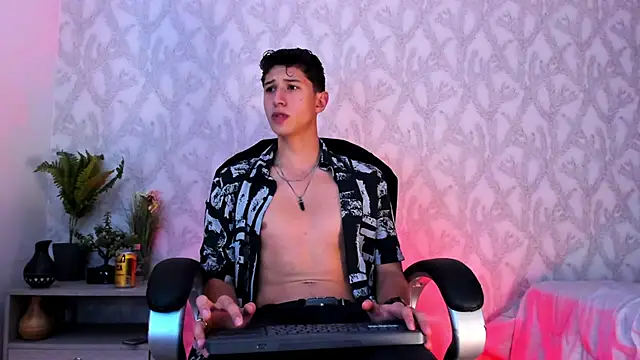 Dorianmistery2322  online show from 27, 12, 2024