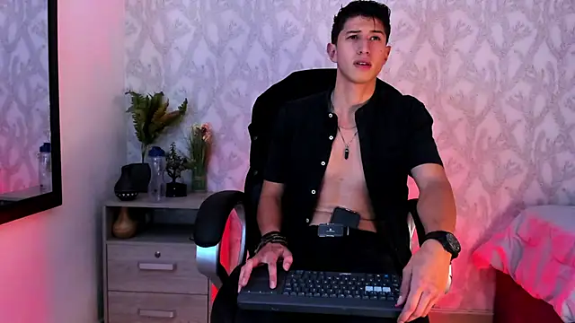 Dorianmistery2322  online show from 28, 12, 2024