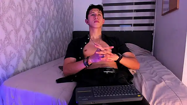 Dorianmistery2322  online show from 25, 2, 2025