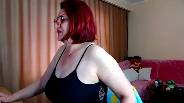 Snapshot of EdithCharm chatting on 16, 5, 2026 EdithCharm online show from 16, 5, 2026