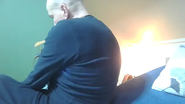 Snapshot of brtbrlss chatting on 16, 1, 2026 brtbrlss online show from 16, 1, 2026