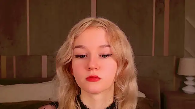 Snapshot of NaomiLoys chatting on 9, 2, 2025 NaomiLoys online show from 9, 2, 2025