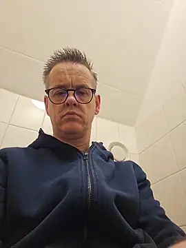 Hectorthyssen1 online show from 15, 3, 2026