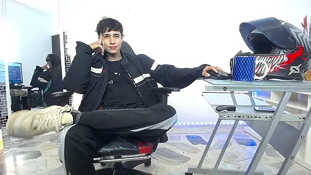 Zacktk7 online show from 13, 12, 2024