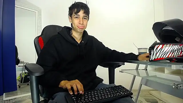 Zacktk7 online show from 19, 12, 2024