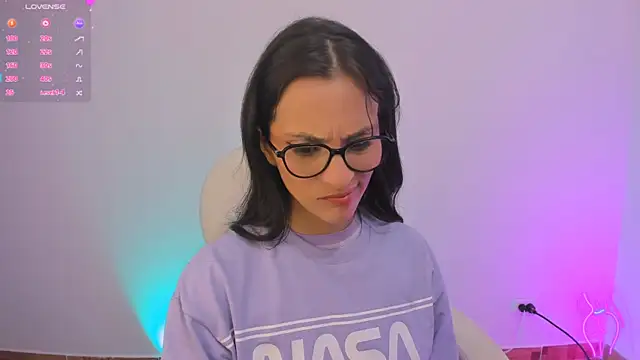 Snapshot of mariaan_m_ chatting on 14, 12, 2024 mariaan m online show from 14, 12, 2024