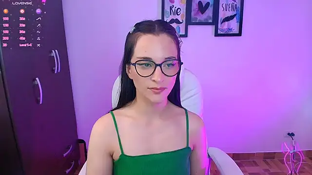 Snapshot of mariaan_m_ chatting on 25, 2, 2025 mariaan m online show from 25, 2, 2025