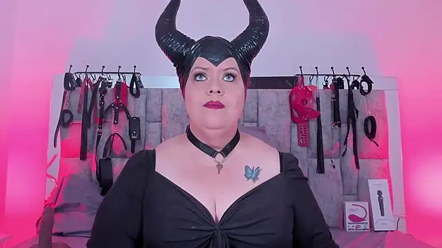 Snapshot of vanessa_moka chatting on 6, 3, 2025 vanessa moka online show from 6, 3, 2025