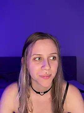 lunawolf21 online show from 28, 12, 2024