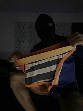 Snapshot of mikemacluffy chatting on 28, 1, 2025 mikemacluffy online show from 28, 1, 2025