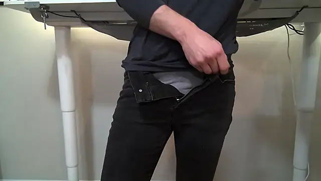 Snapshot of katbot chatting on 18, 12, 2024 katbot online show from 18, 12, 2024