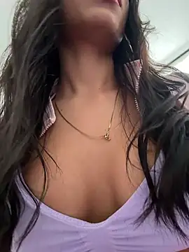 Lolitacooper online show from 5, 4, 2026