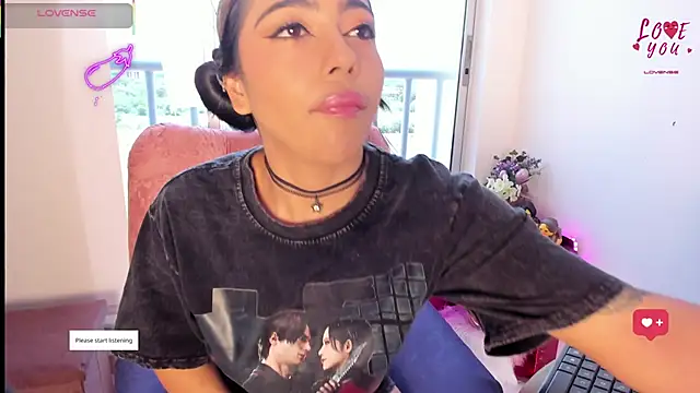 AndreaVelasco online show from 19, 4, 2026