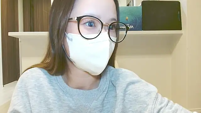  hina chan  online show from 15, 10, 2025