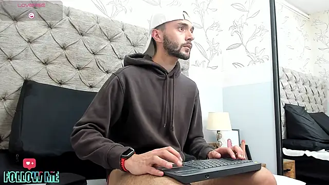 jakemagnus online show from 8, 1, 2025