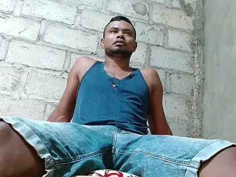 Snapshot of fernandez_latinblackk chatting on 30, 10, 2025 fernandez latinblackk online show from 30, 10, 2025