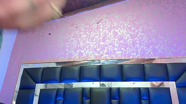 Sofia martiin online show from 20, 9, 2025