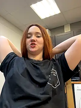 BritneyBurns online show from 4, 12, 2024