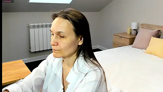 Lillian White online show from 22, 2, 2025