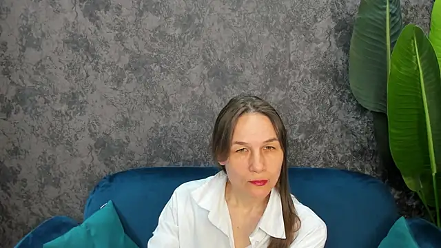 Lillian White online show from 21, 3, 2025