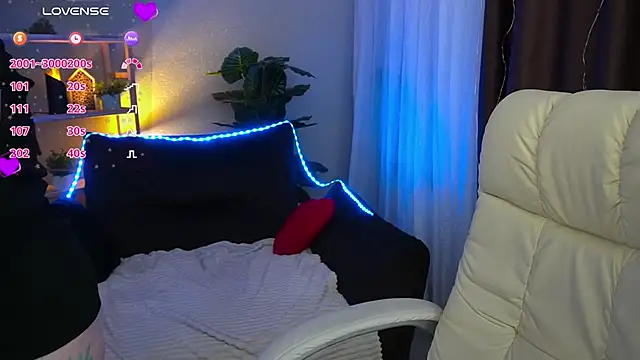 ZaraReignn online show from 9, 3, 2025