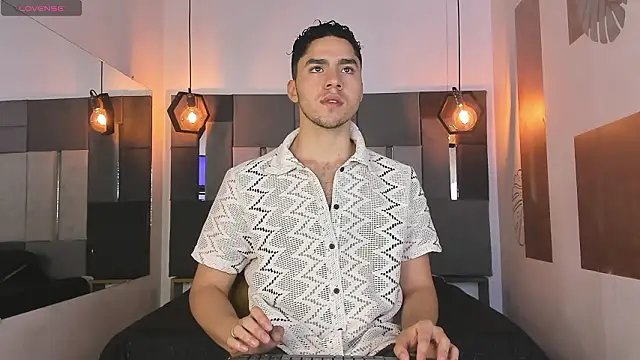 LiamNovak online show from 21, 2, 2026