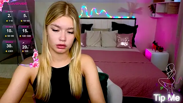 Snapshot of BattyMelody chatting on 22, 9, 2025 BattyMelody online show from 22, 9, 2025