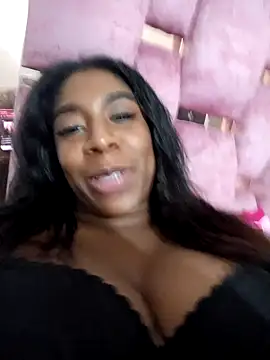 KloheCurvy online show from 12, 12, 2024